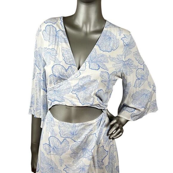 NWT L*Space Floral Faux Wrap Midi Dress Blue White Rayon Size M (038) - Picture 10 of 16